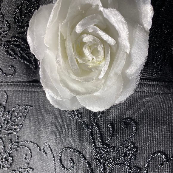 Top - Veronique Young - Picture 5 of 8